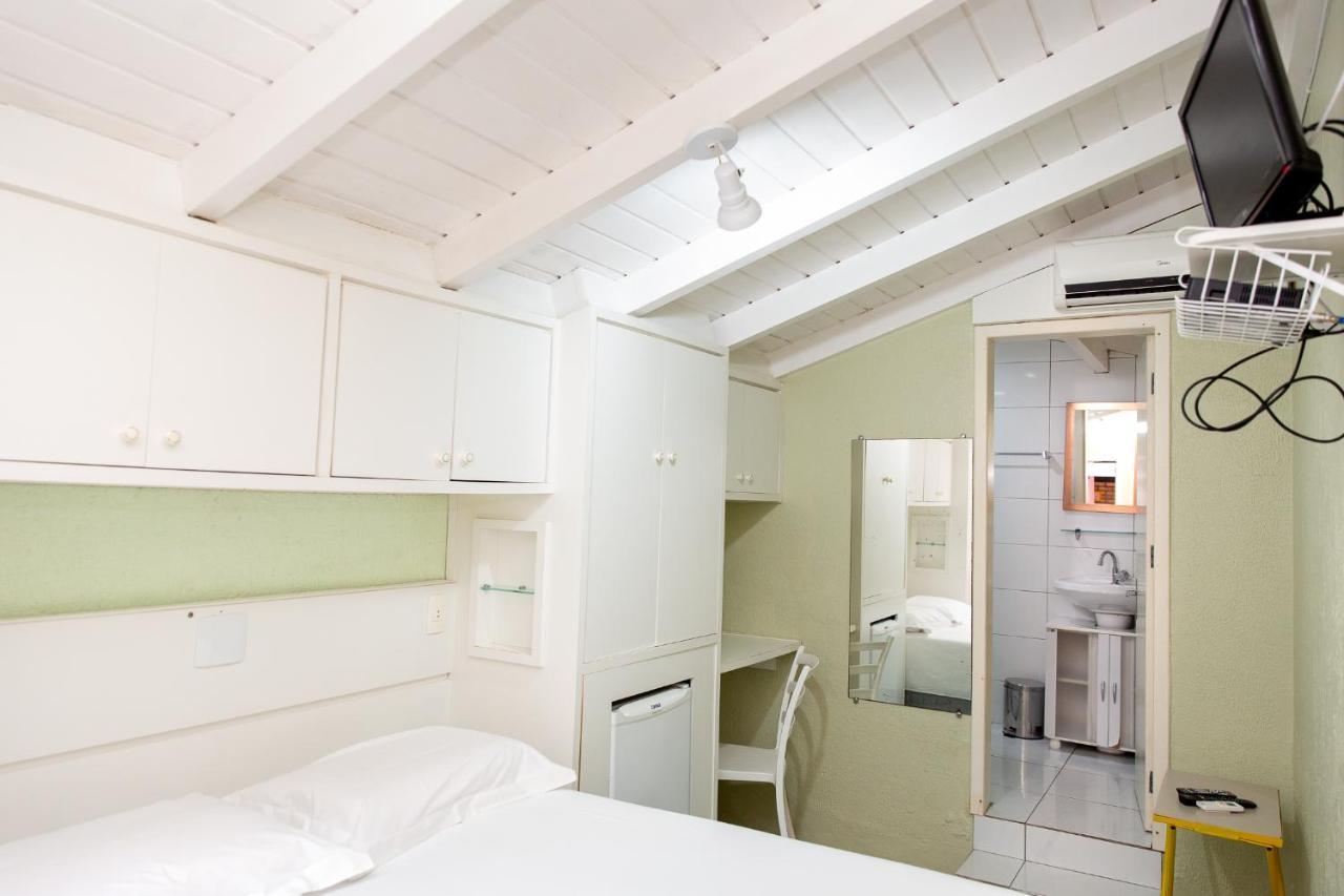 Flor Do Leste Bed and breakfast *